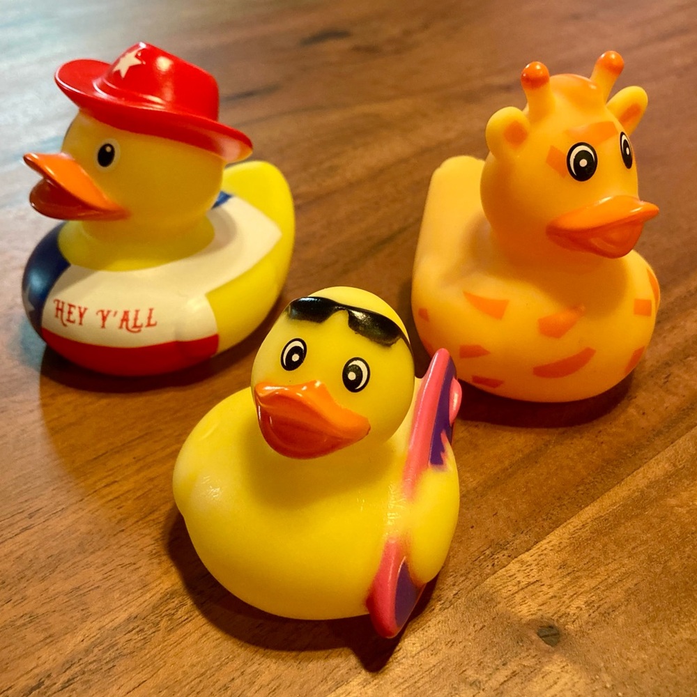 Rubber Ducks set of 3-NWOT